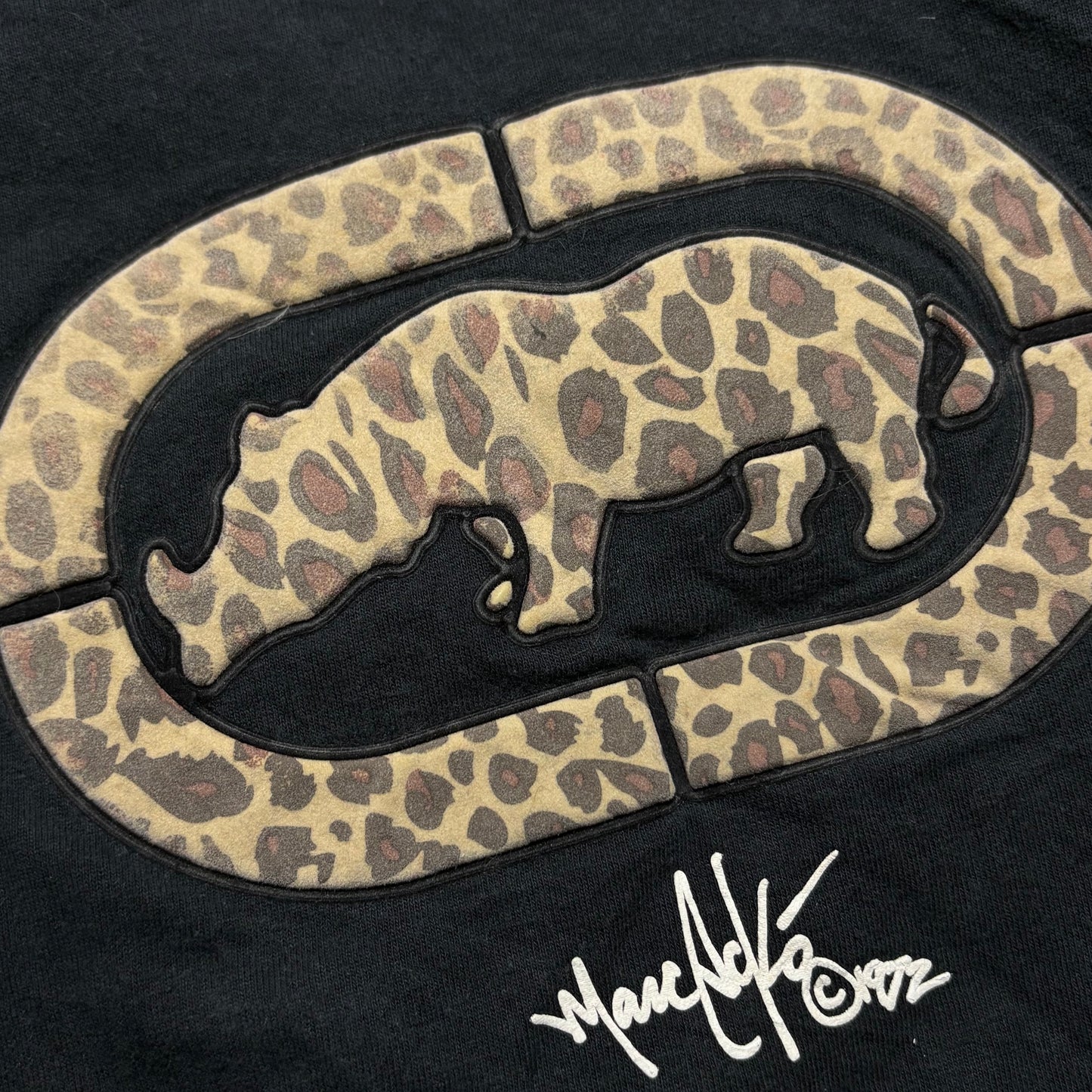 Ecko Graphic tee (M)