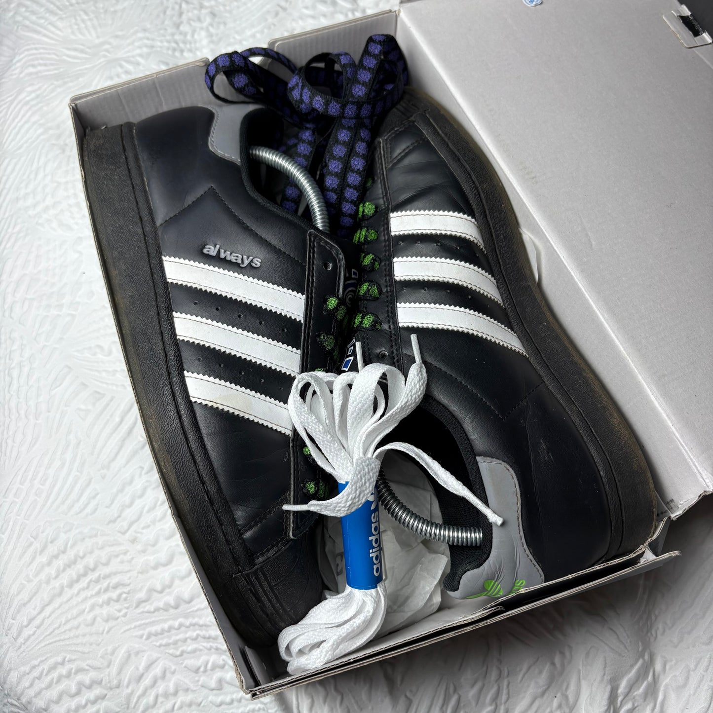 Always x Adidas Superstar (UK9)