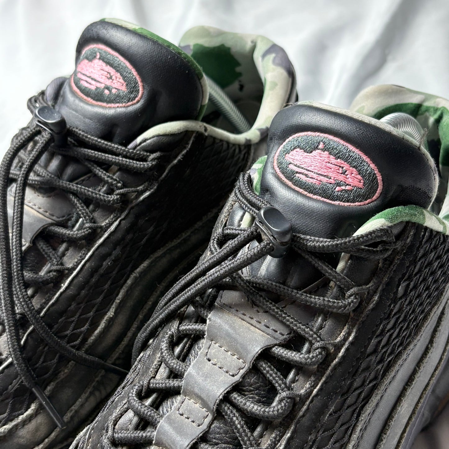 Corteiz 95s “PINK BEAMS” (UK11)