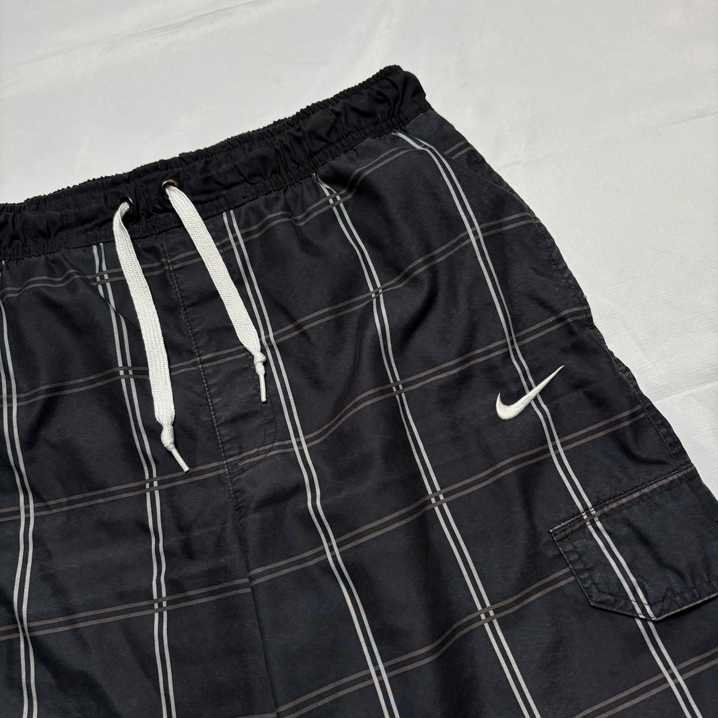 Nike Checkered Shorts (M)