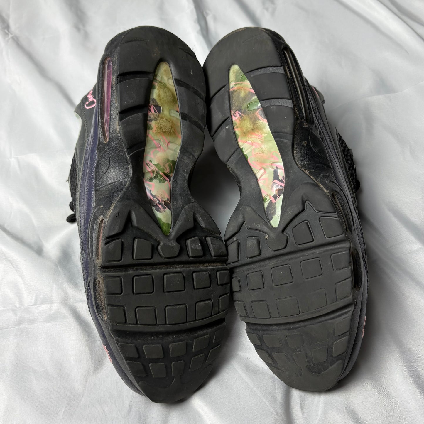 Corteiz 95s “PINK BEAMS” (UK11)