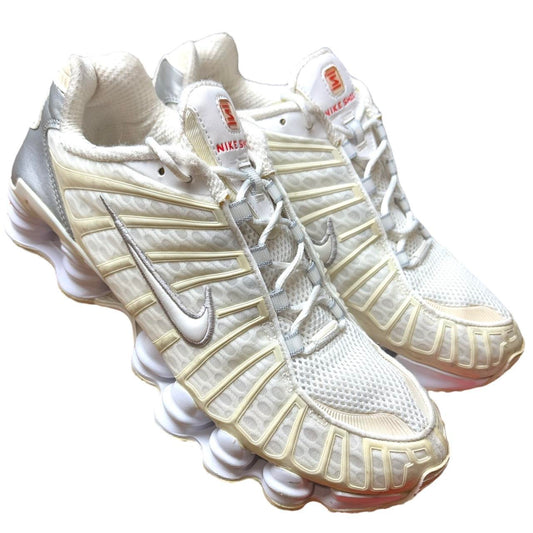 NIKE SHOX TL (UK8.5)
