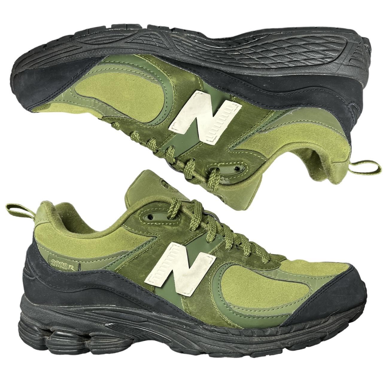 New Balance X BSMNT Moss Green 2002r’s (UK10)